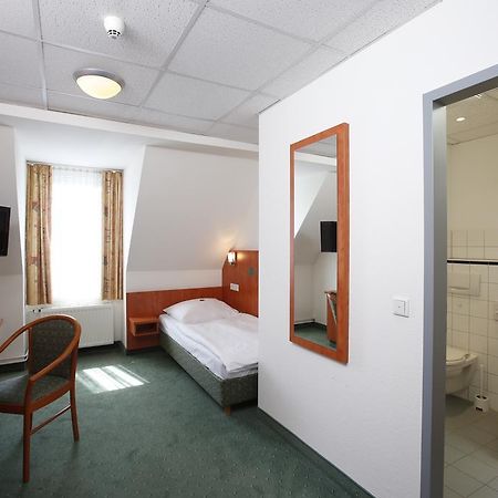 Stadthotel Duesseldorf Exteriör bild