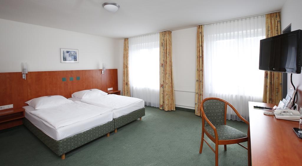 Stadthotel Duesseldorf Exteriör bild