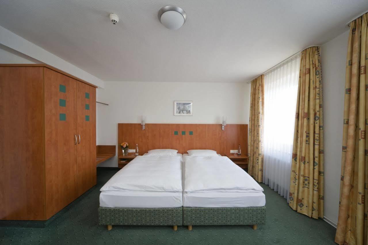Stadthotel Duesseldorf Rum bild